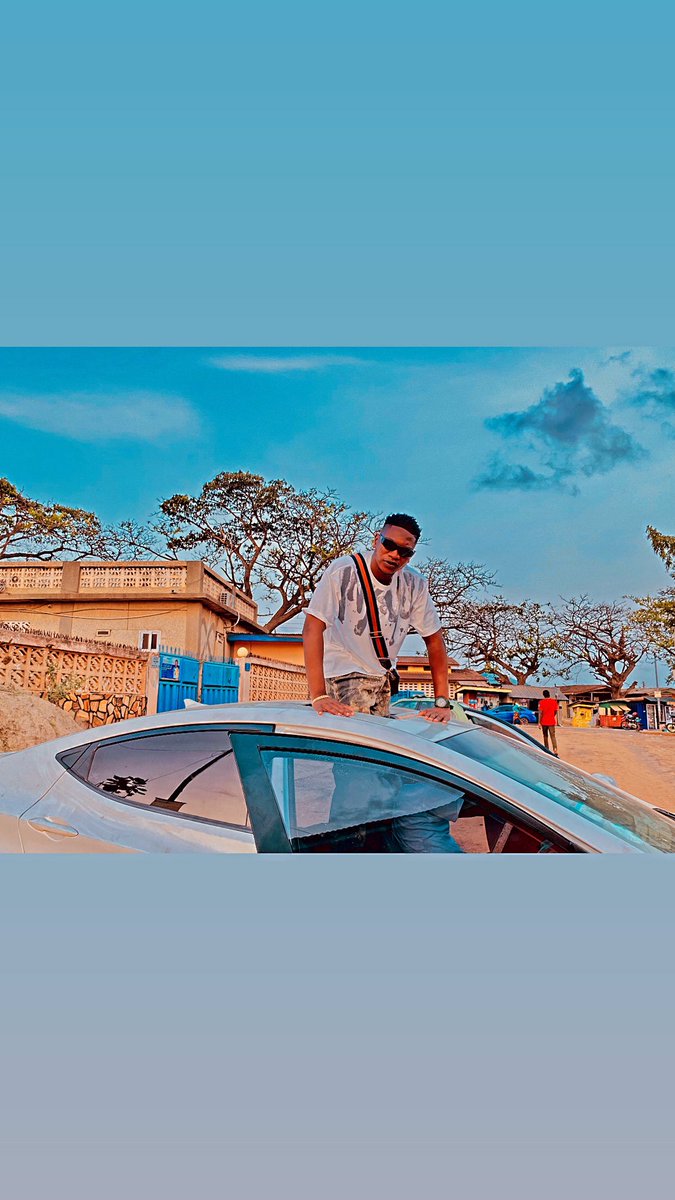 LetsGrow_Togeth's tweet photo. Stream our very own @Roberthud09 ‘s newest song #Grammy  . Let’s goo 

FUTURE SO BRIGHT I NEED SUNGLASSES 😎.
Keep streaming my newest jam #Grammy 🔥

https://t.co/OSPS6qflIv… 

https://t.co/pfrD1CYewK…
#Grammy #TeamHudEmbassy #vimm https://t.co/Fjk9YWnpGv