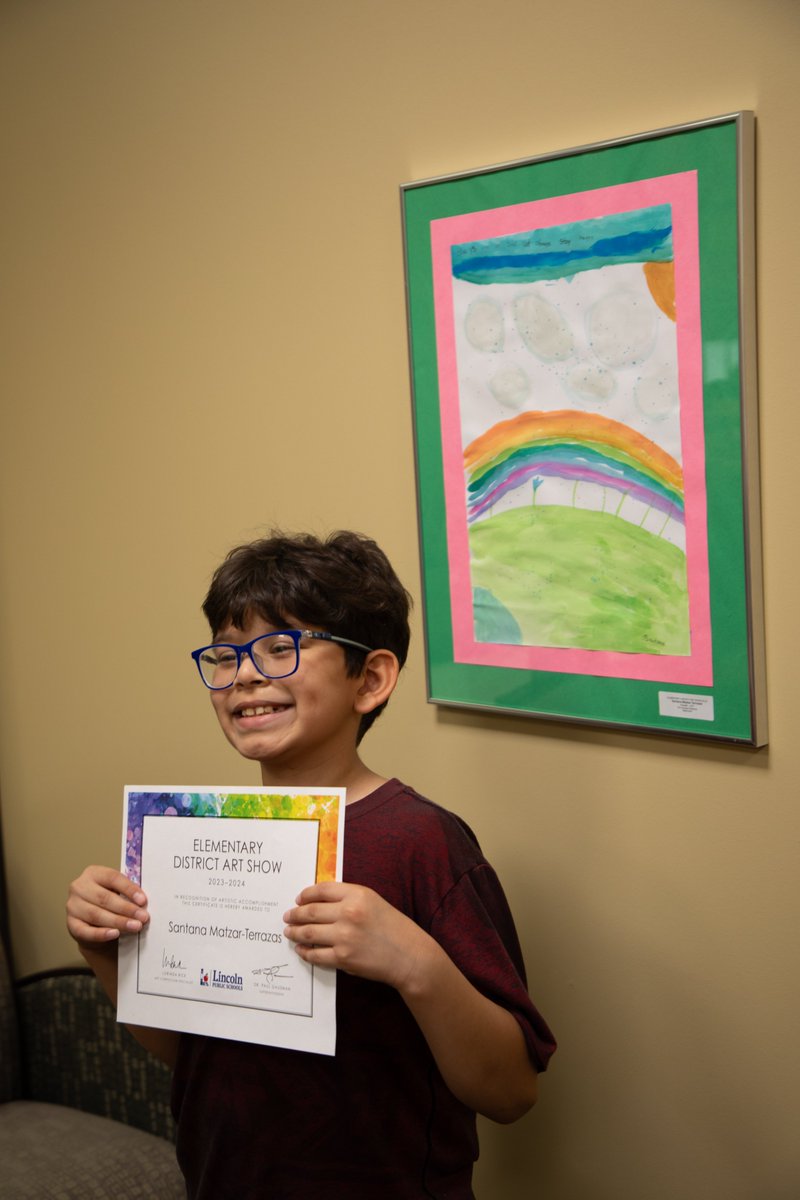 Dozens of young artists had their work on display at the district office for the elementary art show! 🎨Prints, paintings & drawings lined the halls where LPS students, families & community members gathered to admire their student's hard work. #LPSProud lps.org/post/detail.cf…