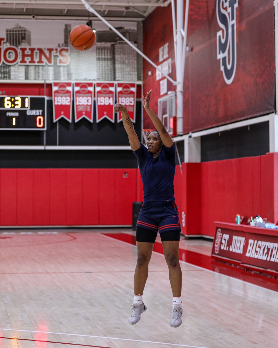 StJohnsWBB tweet picture