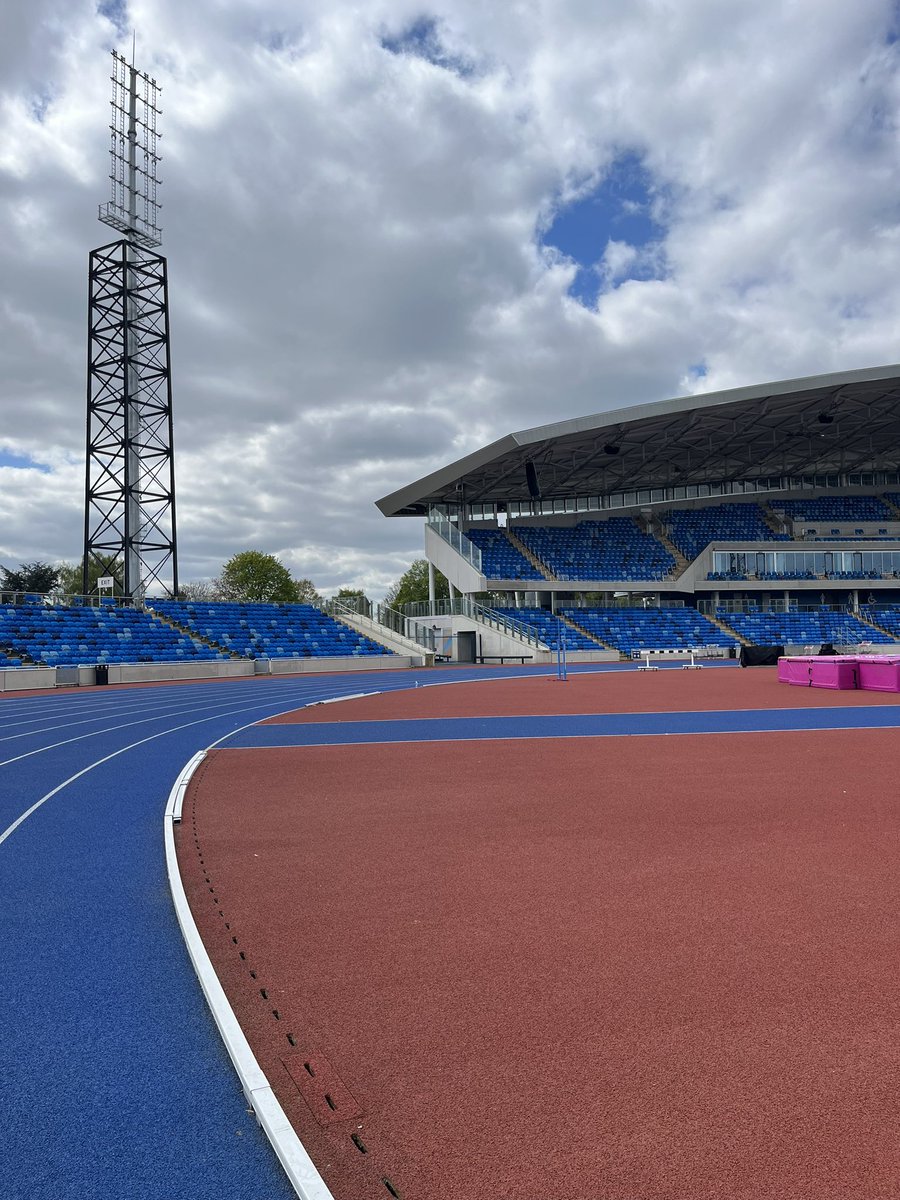 GT_PhysicalEd's tweet photo. Excellent day at the Alexander Stadium today, learning how to teach athletics in secondary PE! Great to see so many PE students and PE teachers from the BCU partnership schools attending the event and developing their subject knowledge! 🏆🥇🏃🏽 https://t.co/psRXJr7neq