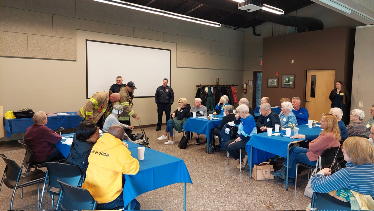 Windsor Fire & Rescue Services tweet media