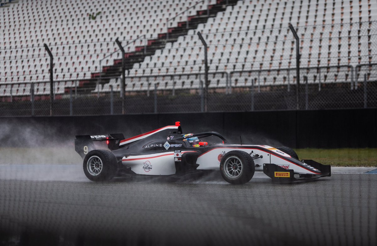 G4 Racing tweet media