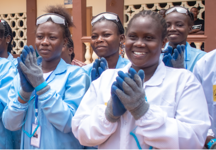 MilaAziable's tweet photo. 🌟 Nouveau départ avec Tutudo ! 
Formation en #EnergieSolaire pour 500 jeunes togolais de 18-35 ans, priorité aux femmes. 
Projet inspiré par SEM Faure Essozimna Gnassingbé. @FEGnassingbe   
Inscriptions ouvertes! ➡ https://t.co/1alzDVsbTq 

#Tutudo #EnergizeWithMila #ÉnergiePourTous