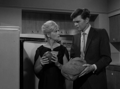 April 24, 1964: Twilight Zone's 'Stopover in a Quiet Town' debuts. A couple wakes up in a strange town, devoid of people, and finds that everything is a prop. And where's that girlish laughter coming from? Written by Earl Hamner, Jr. Stars Barry Nelson and Nancy Malone.