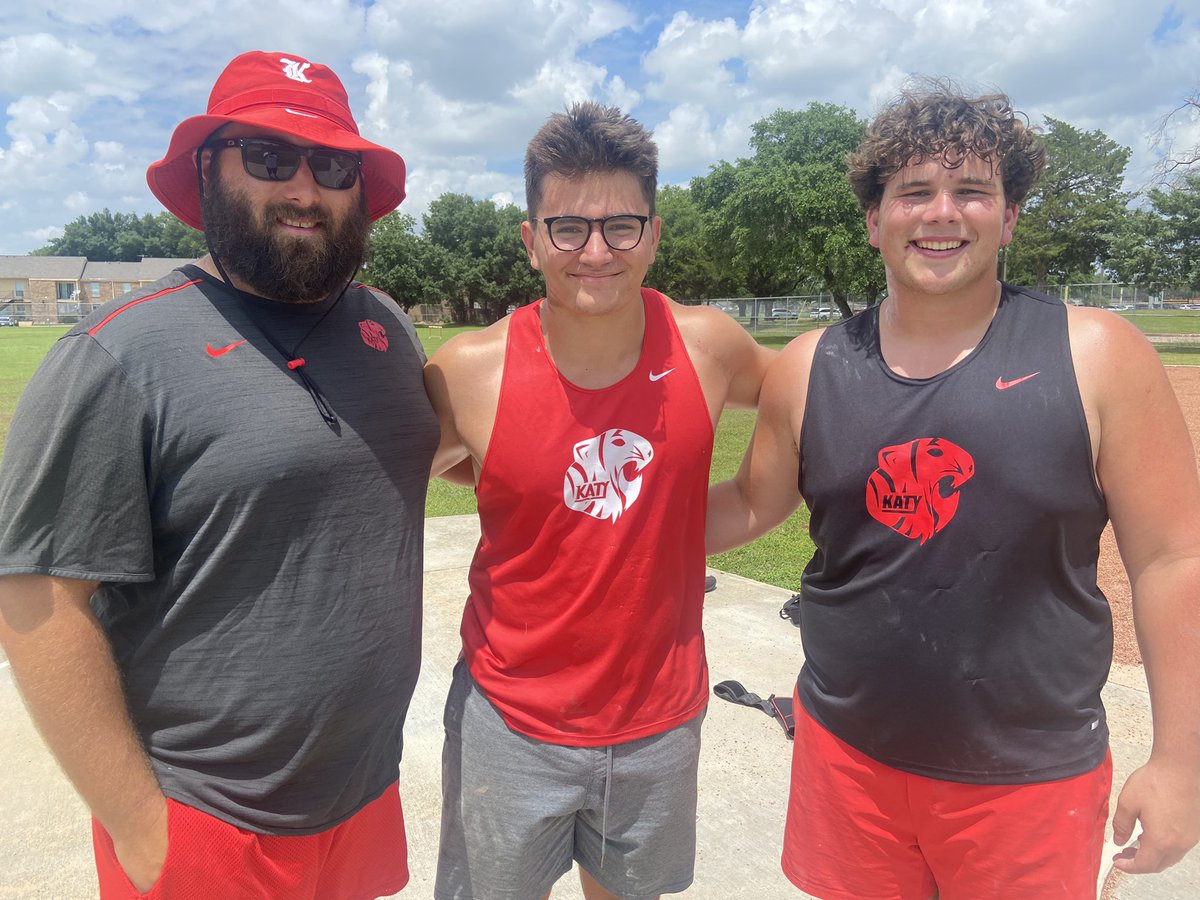 Checking in on @Adam_Carter97 and @TylerWi01142349, the first @KatyTigerTrack throwers to qualify for state. Carter was the Region III-6A champ in the shot put. Willis was runner-up. They are coached by Adam’s older brother, @CoachTyCarter. #UILState