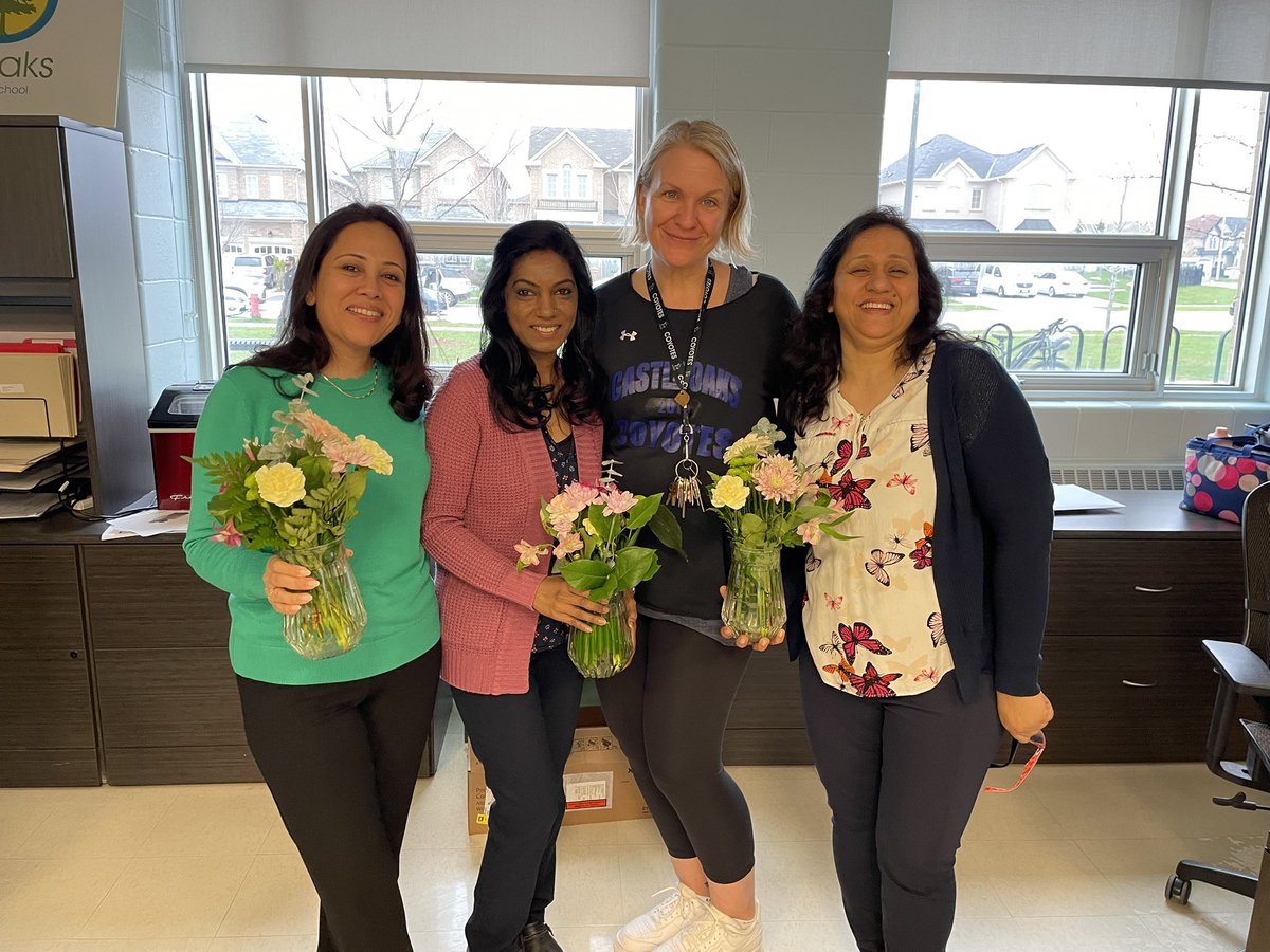 “@castleoaksps is such a warm and welcoming place” is a comment I hear daily from families….these individuals help make it possible!!! #WeAreBlessed #AdministrativeProfessionalsDay @AtheiaGrant @ftullochharvey