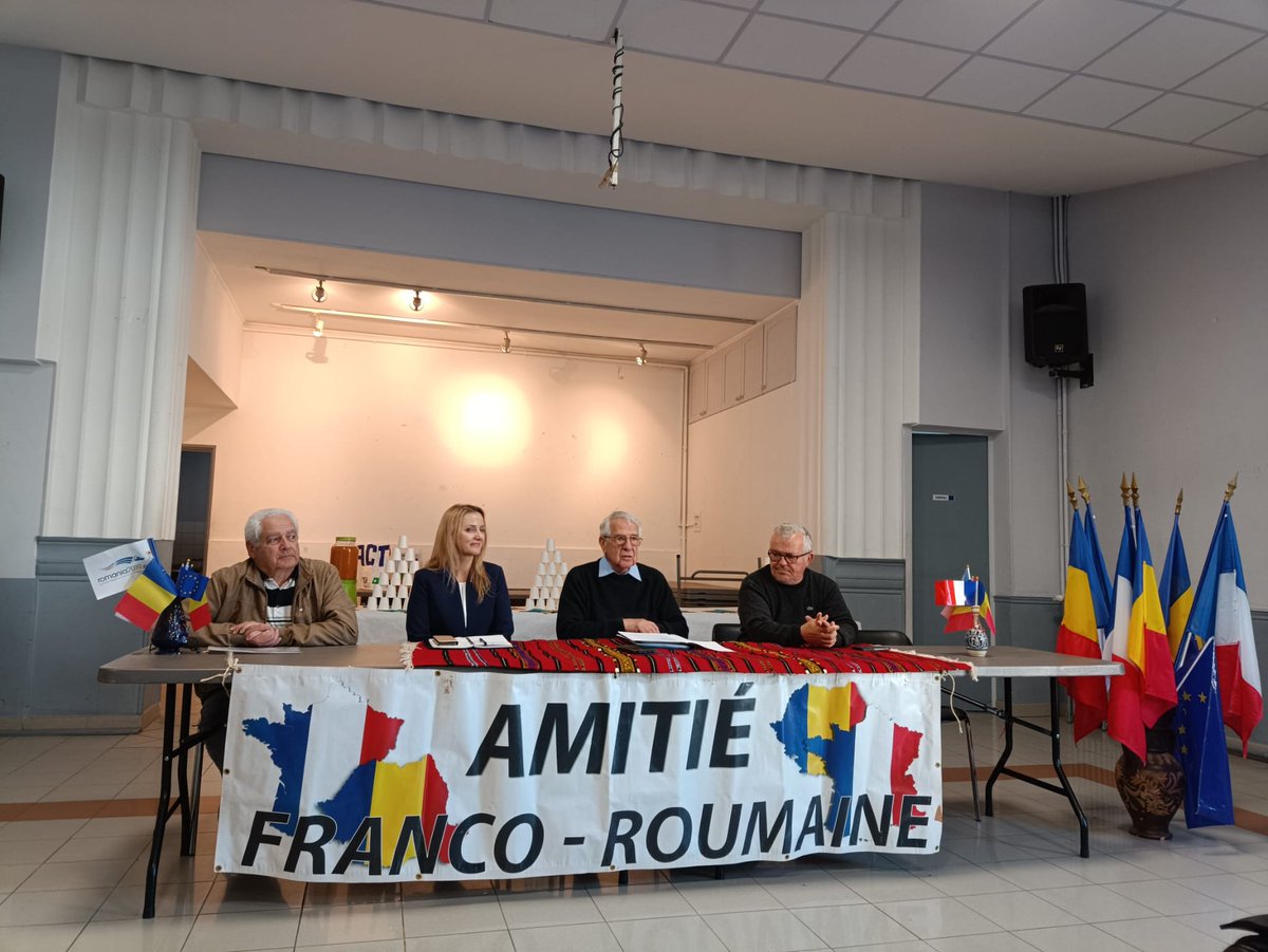 Astăzi, la Destrousse (înfrățită cu Horezu), în prezența Doamnei Consul General @grosu_aurelia, am avut Adunarea Generală a Asociației Amitié Franco-Roumaine