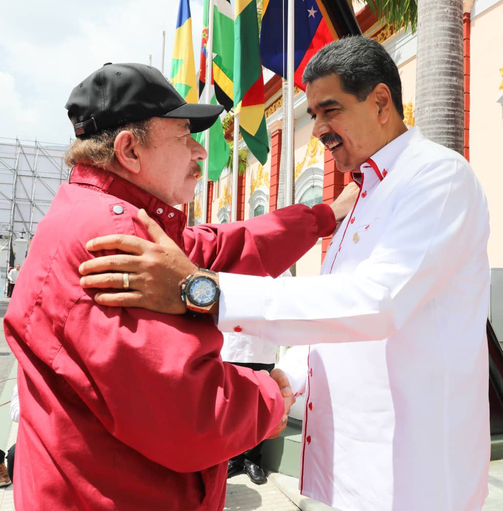El Presidente de la República Bolivariana de Venezuela, Nicolas Maduro recibe en el Palacio de Miraflores al Presidente de Nicaragua, Daniel Ortega, durante la XXIII Cumbre de la ALBA-TCP