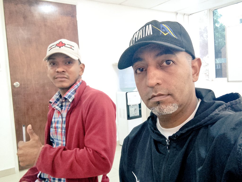 ClapLGOficial's tweet photo. Nos encontramos juntos a Minppal La Guaira y el EMA estada, donde se comenzó con un importante análisis de conyuntura nacional e internacional, para avanzar en consecuencia al desarrollo de organicidad y un repaso de tareas y metas logradas durante estas semanas #SembrandoPatria https://t.co/UmxlJVYc4o