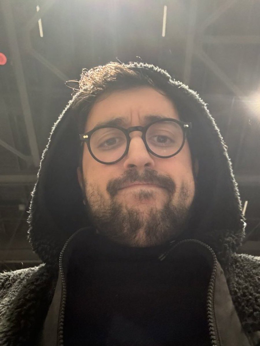 arquistix's tweet image. les hommes qu’est ce qui vous empêche d’être lui ?