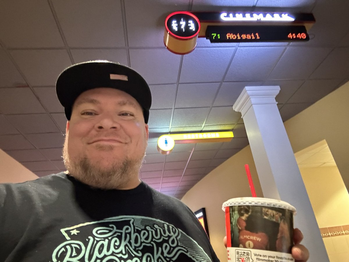 Had a great time seeing Abigail (@UniversalHorror) at my local @Cinemark. If you make rates R horror movies, I will buy tickets and @JuniorMints. 👊