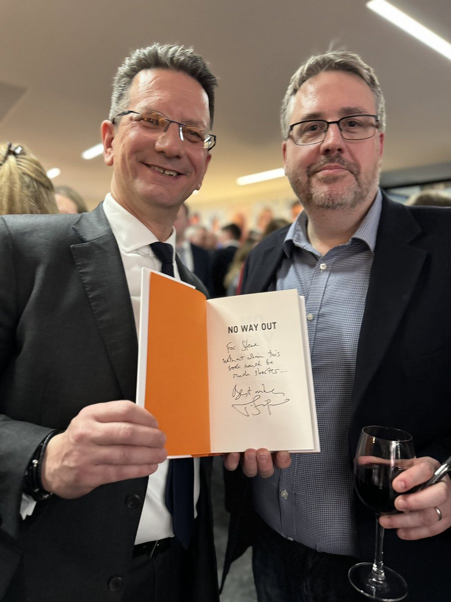 🫡Many congratulations Tim - I expect this book will once again be like reliving the events. 📚Whatever your view on the UK leaving the EU, Tim’s books are definitive.