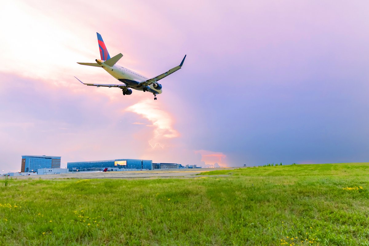 Spring is in the air at MSP — and so are the almost 800 flights a day that carry about 95,000 folks above our fresh green landscape!