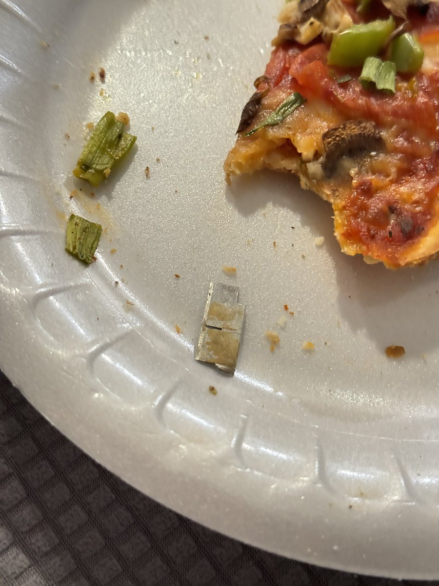 1982perez's tweet photo. As a parent, I cannot emphasize enough how critical it is for food establishments to maintain the highest standards of safety and quality control. Finding foreign objects in food is unacceptable and poses serious risks. 🙏 @iFratelliPizza https://t.co/LAPBzUYOUY