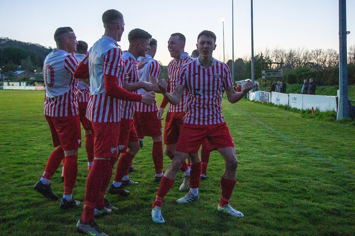 He is Cooke-ing 👨‍🍳 @HolywellTownFC | #JDCymruNorth