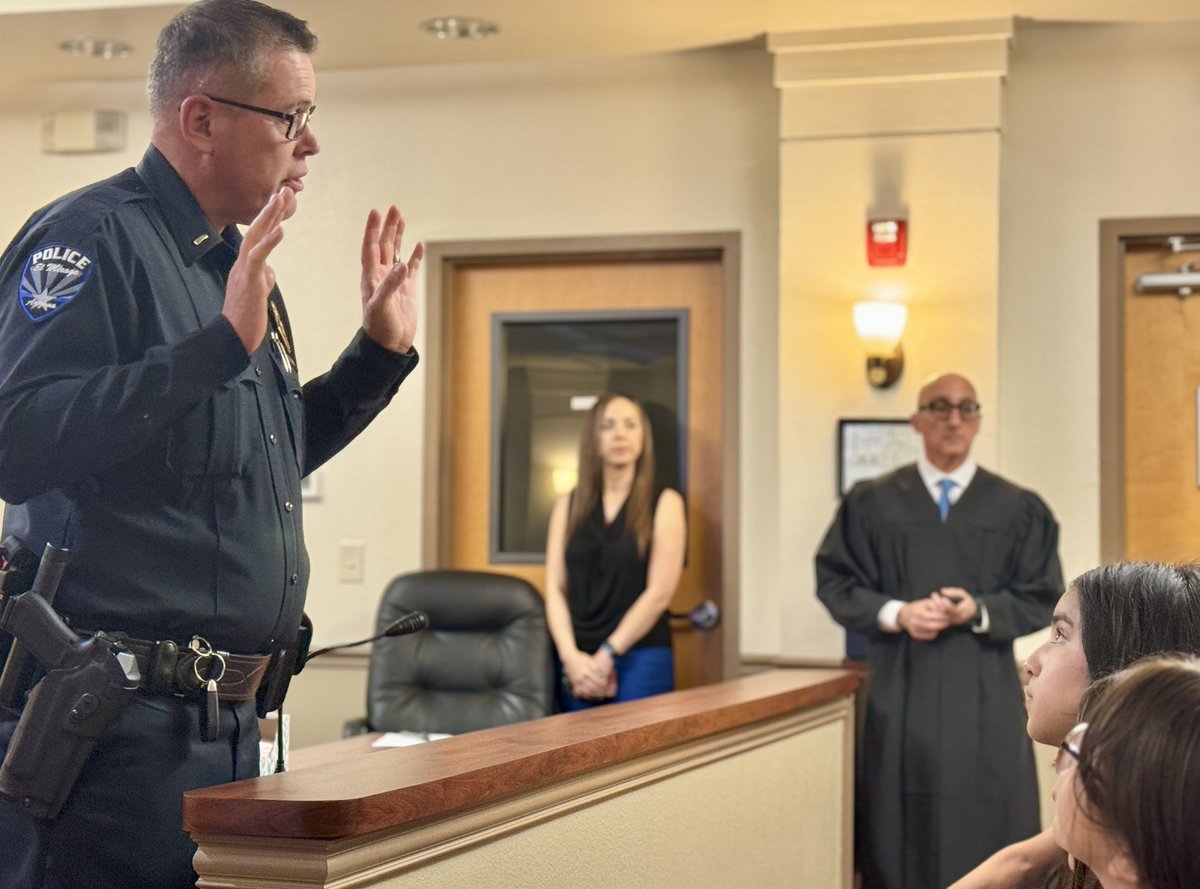 ⚖️Justice was served today.⚖️ Student council members from Dysart Middle School visited El Mirage City Court today. The students learned about our judicial system, asked questions, experienced being in a courthouse, and even got to put on a judicial robe and bang the gavel. 🎉⚖️