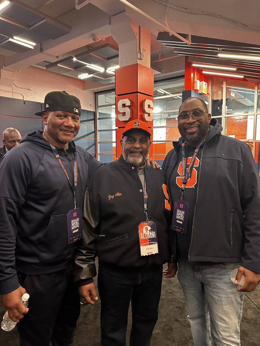 It’s always a pleasure when I see members of the Syracuse Eight. Those guys were a reason I wanted to and was able to attend Syracuse when they took their stand for social justice. They are royalty on the Hill. #SyracuseFootball #SyracuseEight 🍊🍊🍊