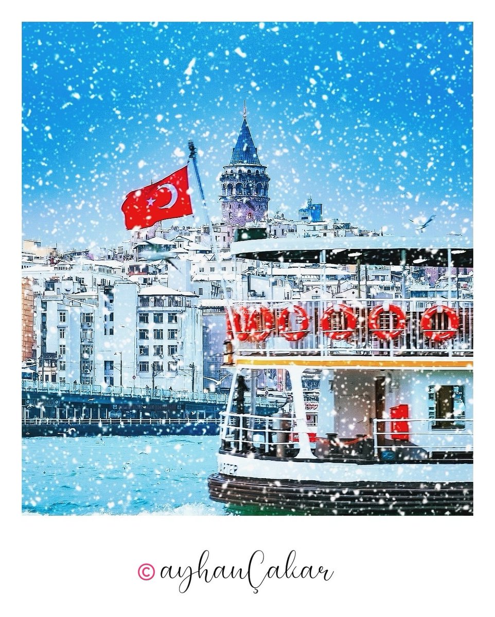 Galata Tower
Steamboats of Istanbul 💖💙
#winter #snow #kar ❄
#GalataTower
#GalataKulesi #İstanbul
#Steamboats #Vapurlar ⚓💙
#TMSN #Türkiye 💖