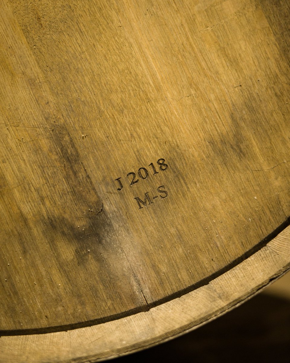 We still have a very limited stock of our April Cask of the Month available for private ownership. This is the first stock of ex-Châteauneuf-du-Pape barrels we have had available in 2 years, putting them in high demand. Find out more and enquire via the link in our bio