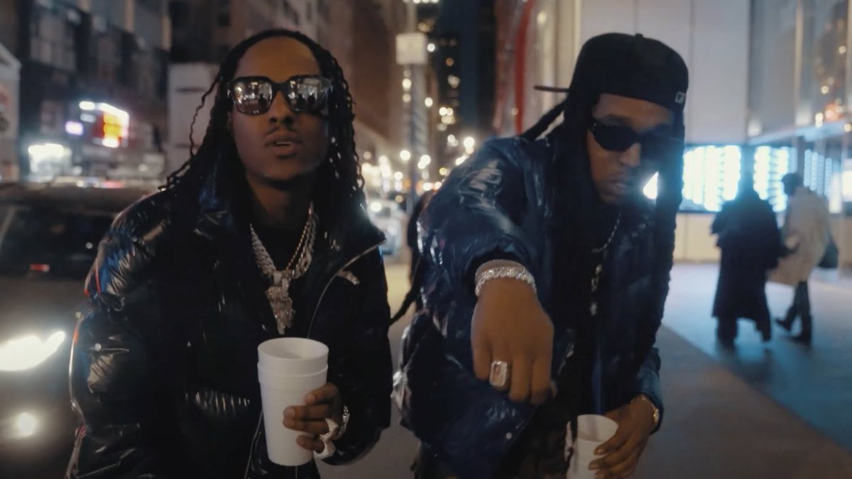 Kurrco's tweet image. KANYE WEST
TY DOLLA $IGN
NBA YOUNGBOY
TAKEOFF
RICH THE KID

LET ME CHILL OUT 
(VULTURES 2)

MAY 3RD 🚨