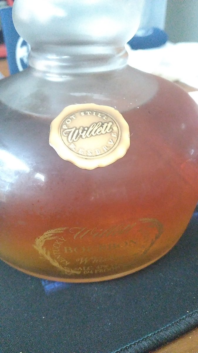 BourbonBeards's tweet photo. Willett #whisky #Wednesdayvibe ? https://t.co/eUX8euNfQg