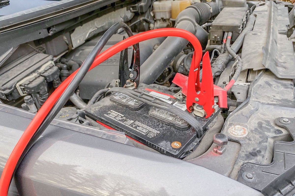 How to #jumpstart a #car using #jumpercables safely 

zurl.co/EnoB 
 
#GMAutomotive #TransmissionSpecialists #AutoRepair