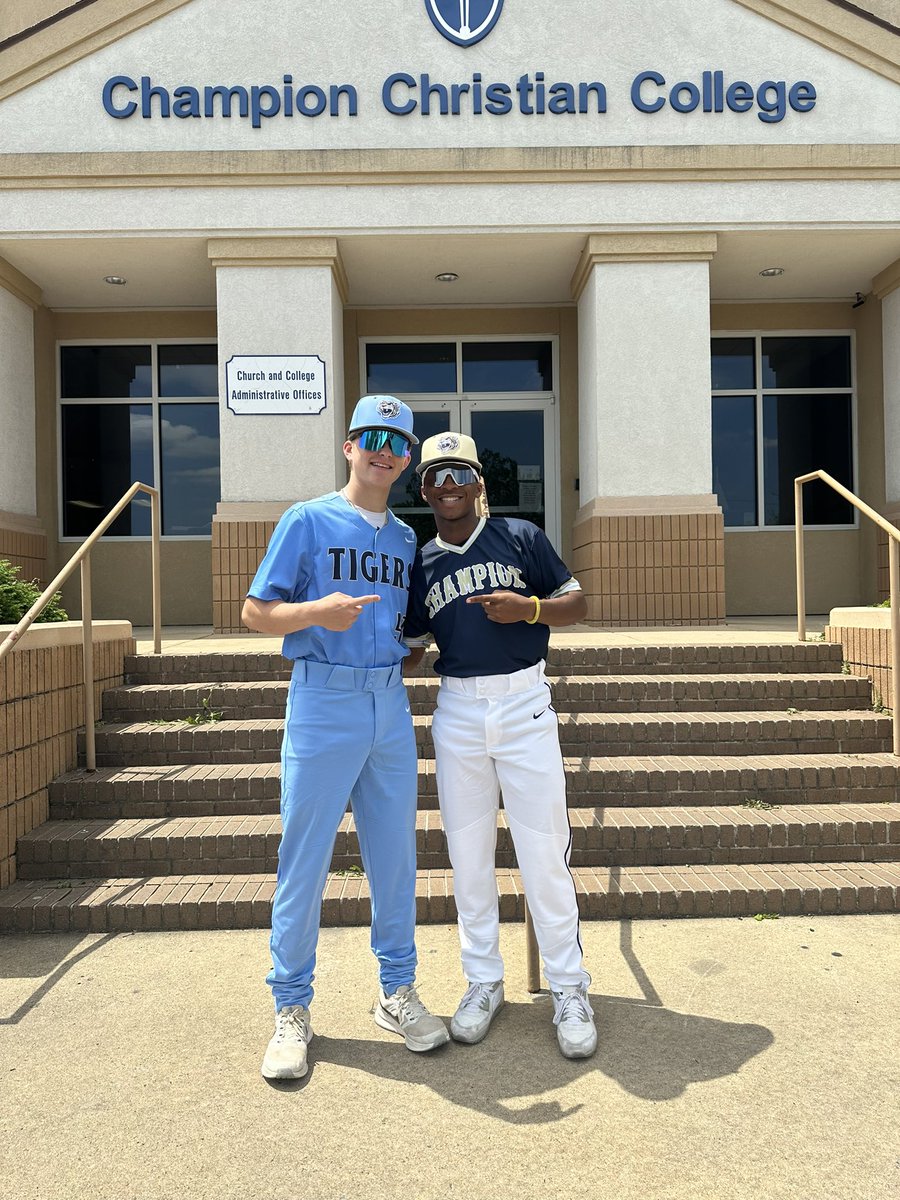 CarterDennison's tweet image. Thanks coach @JoshuaClark316 and @Ashton2Ashton for the visit today really enjoyed it!! @cforrest_2