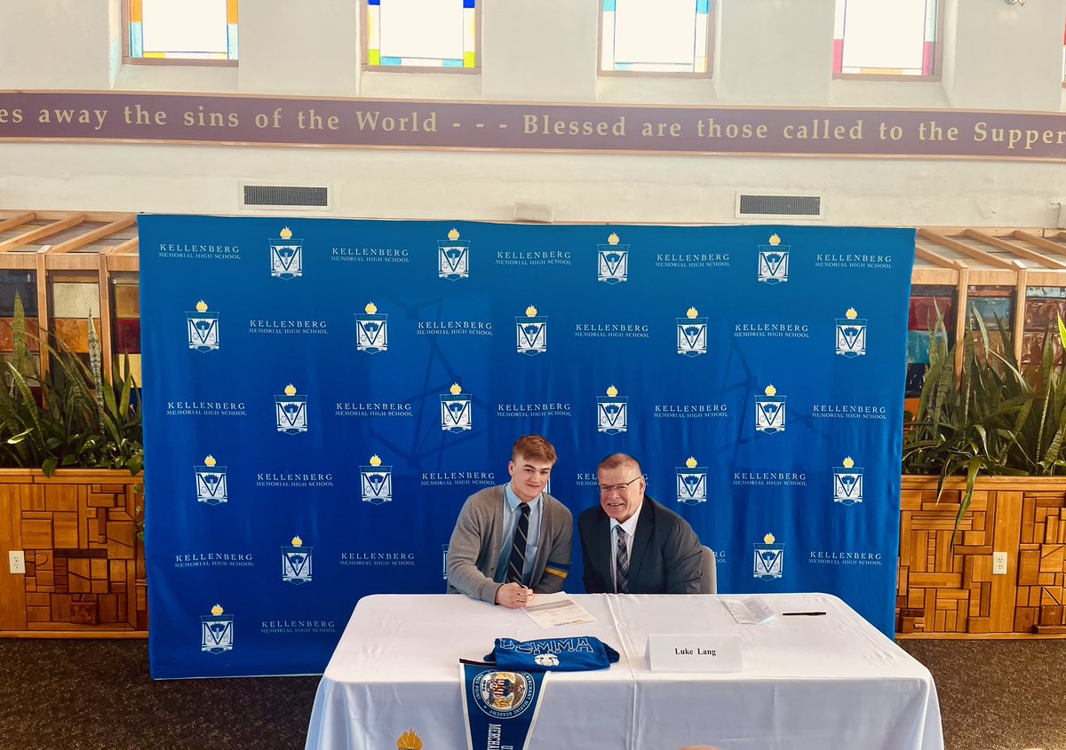 lukelang_'s tweet photo. AGTG!!!
@USMMAFootball @CoachCroall @CoachKikel @CoachPassante @KMHSFootball @CoachMeisse https://t.co/ccHeAgB7uI