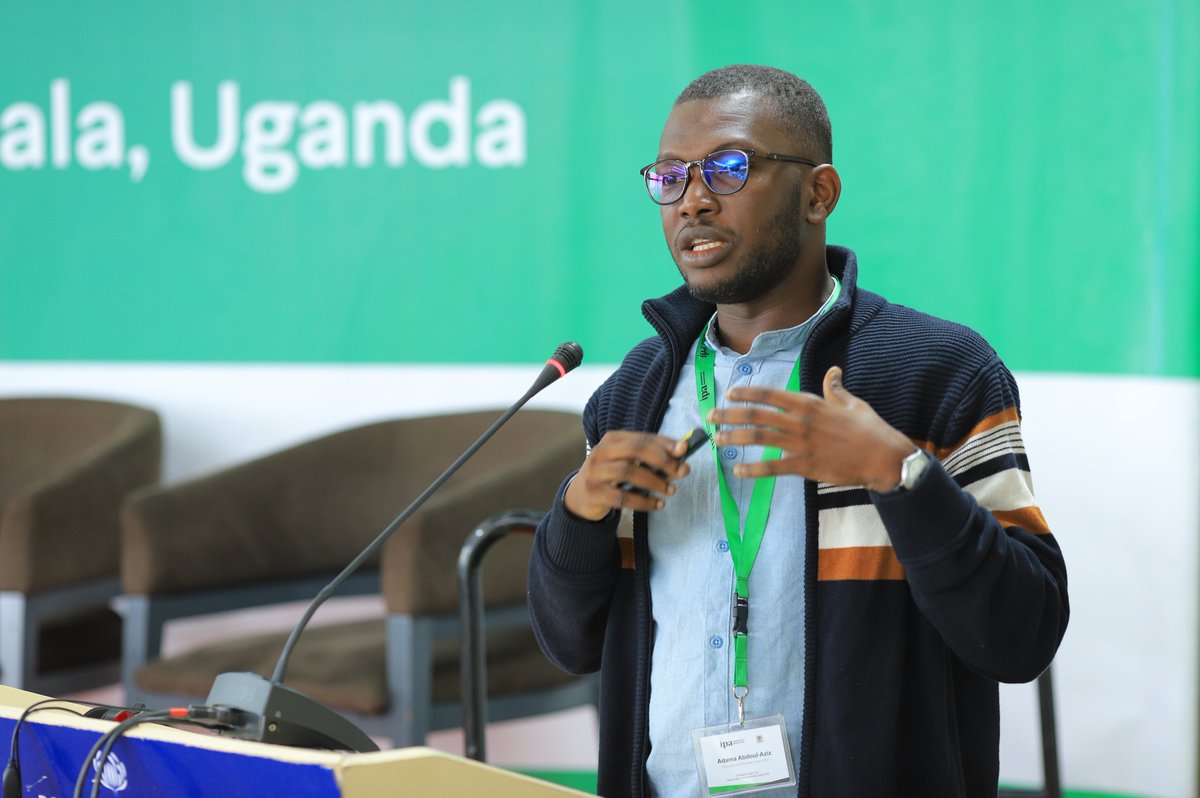 poverty_action's tweet photo. We dove into discussion on defining the institutional structure of the #EmbeddedEvidenceLab and strengthening management information system based on a case study in #Rwanda. We also heard a presentation on Uganda’s Teacher Effectiveness Learner Achievement. https://t.co/tmRK0pvm1b
