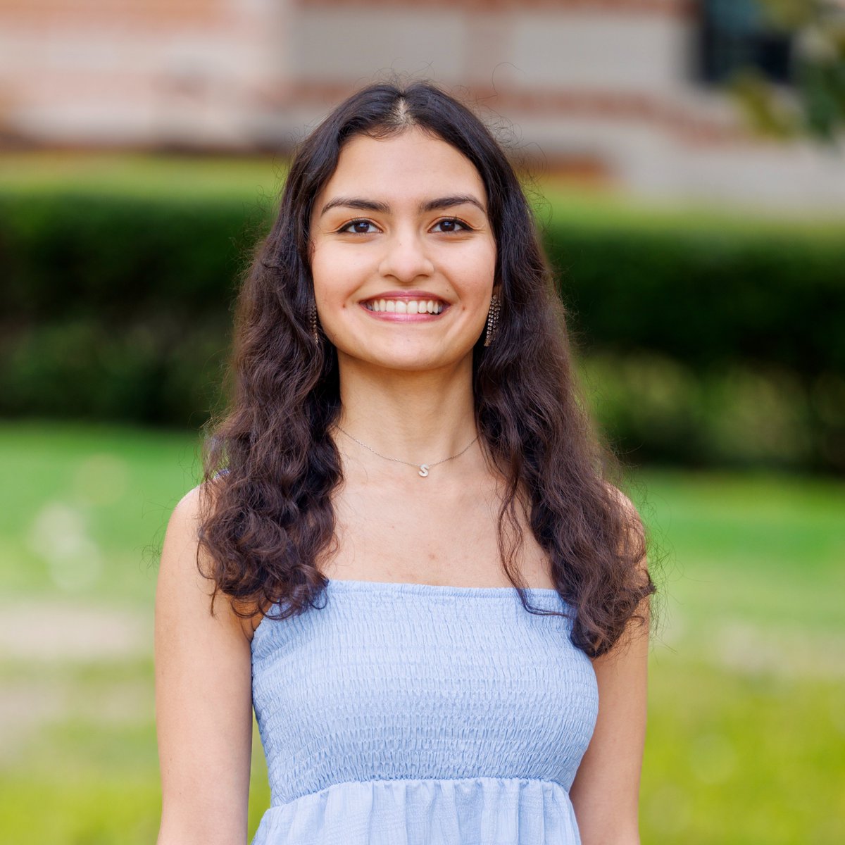 It is our honor to congratulate Shivani Kulkarni, who is graduating with a major in Cognitive Sciences and a minor in GLHT. At Rice, Shivani was a part of Team PIPER and Team CoreNeedle winning multiple awards for her work in global health. Congrats, Shivani!🎓