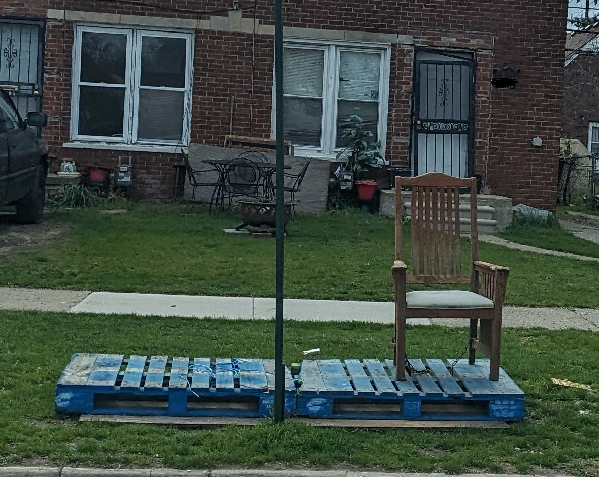 Detroit is a great city, not because city leadership cleans up downtown for people that don't live here to attend the events, but because Detroiters get creative as shit to solve problems. This bus stop needed seating and now it has seating.