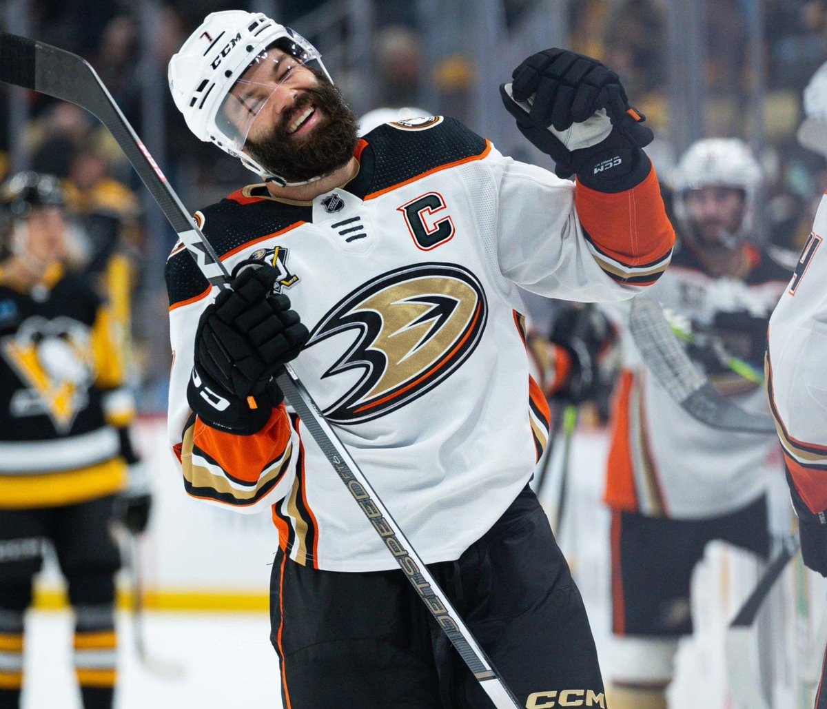 Anaheim_DucksFr tweet picture