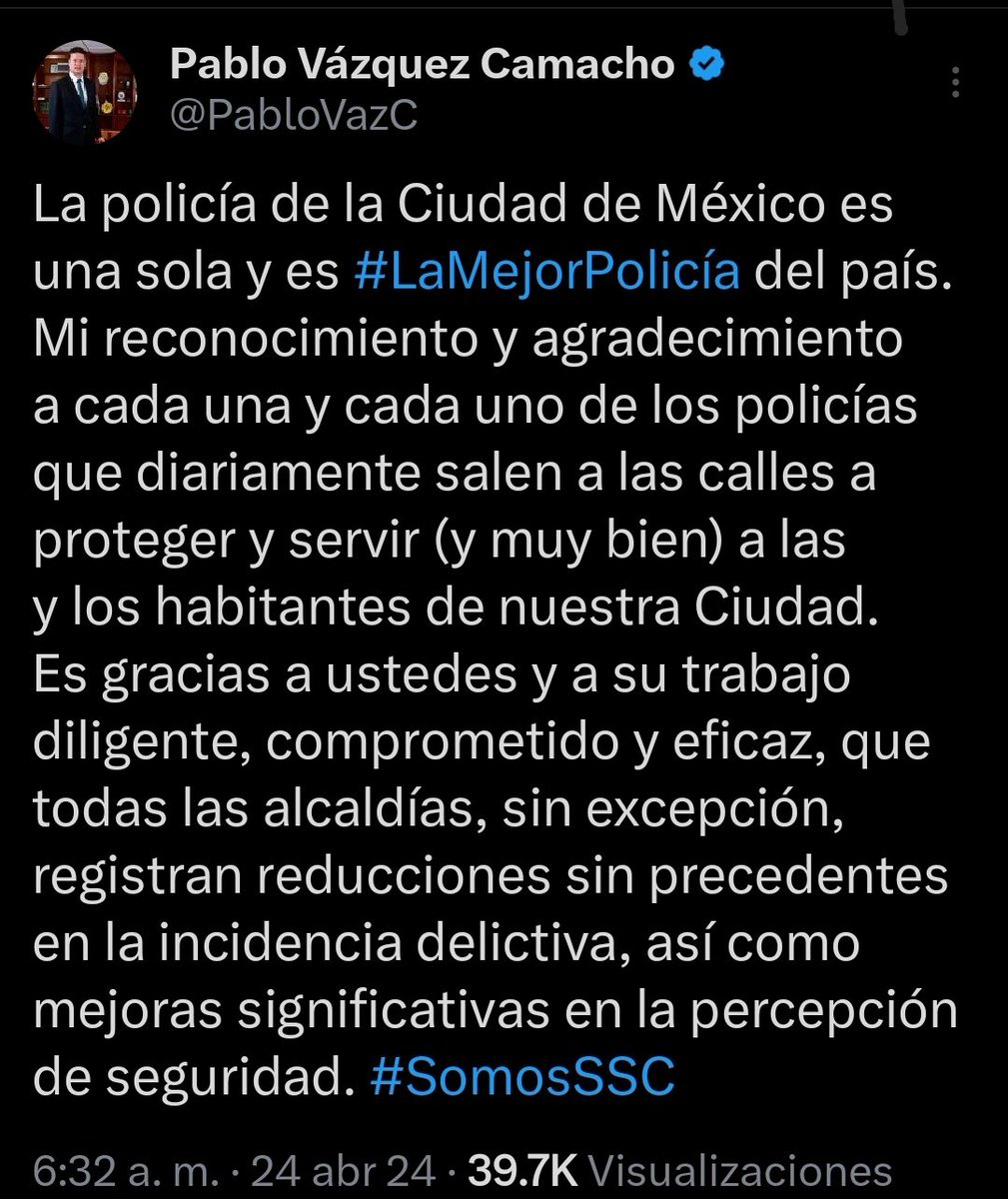 ELPOLICIA8 tweet picture