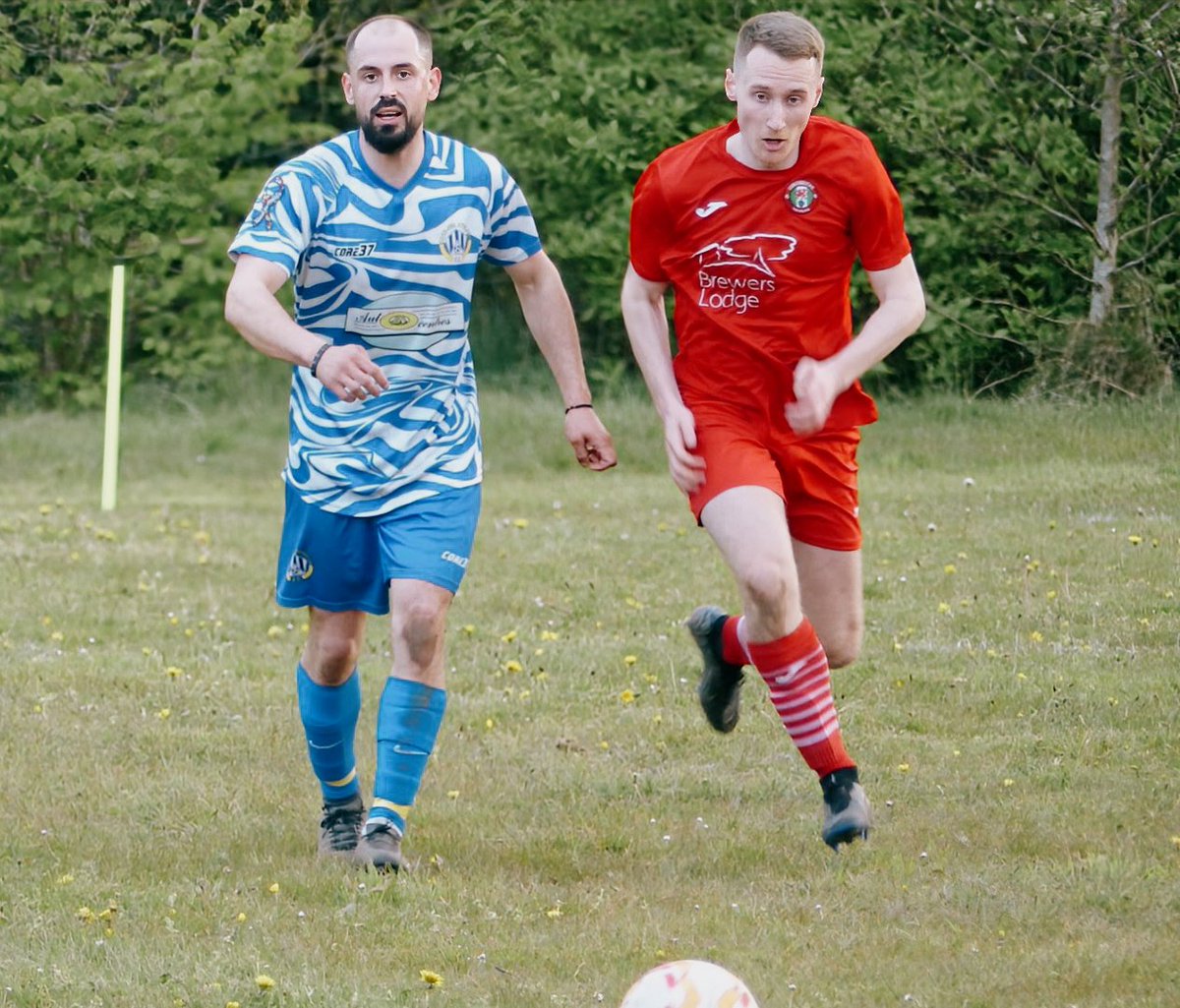 FT @CoedEvaAFC 1 @CefnFforestAFC 1. Tough encounter tonight but full credit to the lads for grabbing the equaliser this evening 🔴 #Village