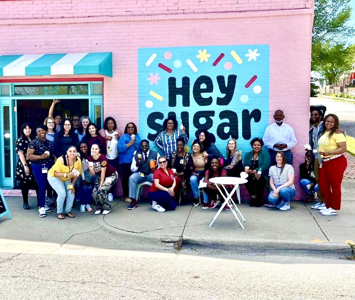 We SO appreciate the Wyandotte County District Attorney's Office for stopping by on this beautiful day so their staff can get some sweets! Hope you all come back soon! @wyco_daoffice 
#icecream #sweettreats #wyandotte #kck #kansascity #staffappreciation