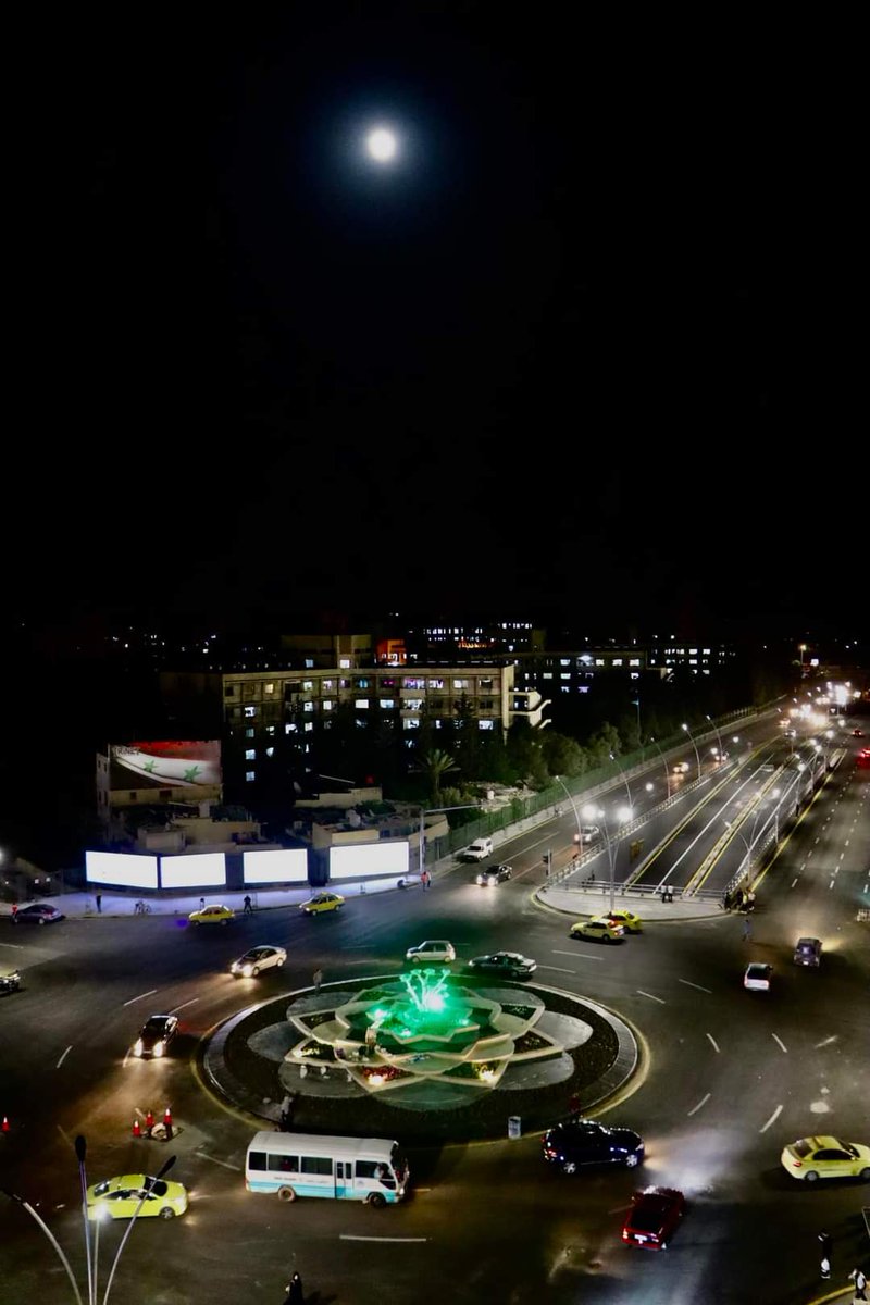 دمشق ساحة ونفق المواساة ليلاً....❤🌹