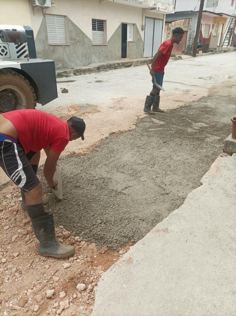 yamile_lor7785's tweet photo. Se soluciona planteamiento histórico con la entidad responsable y con  participacion popular en el  municipio de                      #Guanajay #ArtemisaJuntosSomosMás #PoderPopular https://t.co/clvAV0C98P