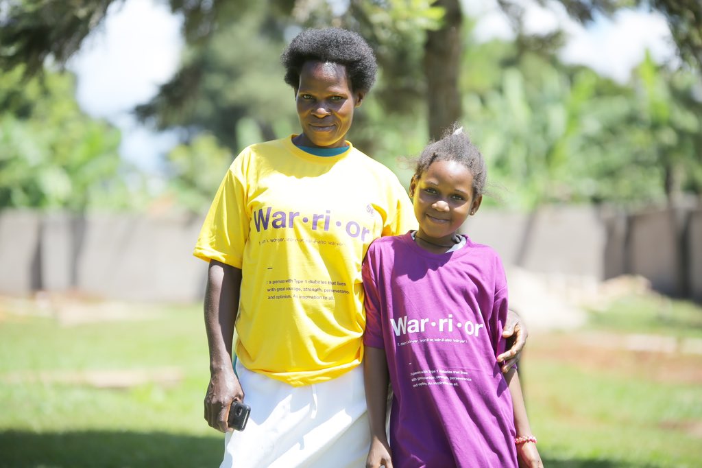 AT-HOME CHEERLEADERS! A nurturing home environment and a strong support system are critically important for warriors and they set the stage for good health outcomes. Who is in your corner?  💜 #T1DAfrica #TogetherWeCan #SNF #T1D #Type1Diabetes #TypeOneNation