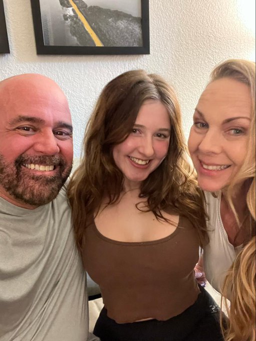 Thanks for letting me be a good stepdaughter ? @ScottTrainorXXX , mom (@feelinsexyat50) has never been