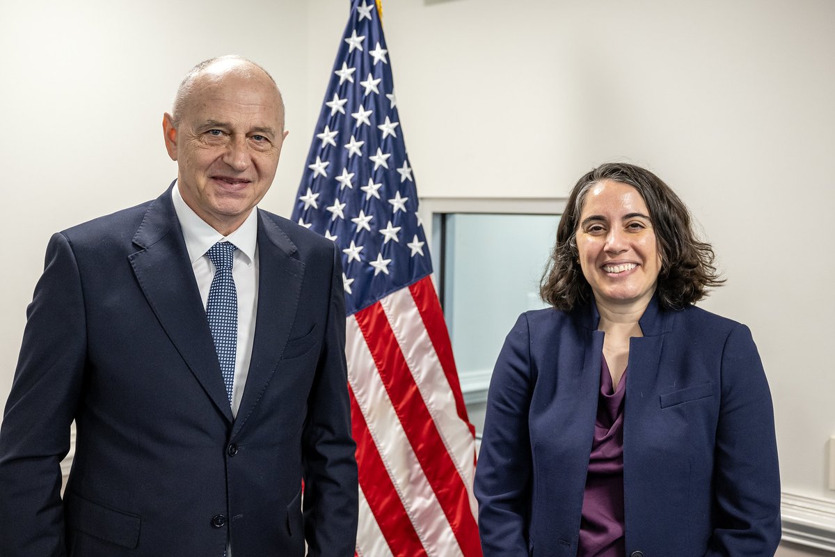 The Hon. Ms. Dalton hosted @NATO Deputy Secretary General, Ambassador Mircea Geoană for productive discussions at the Pentagon yesterday. Our commitment to transatlantic security is stronger than ever as we navigate challenges and bolster our collective deterrence and defense.