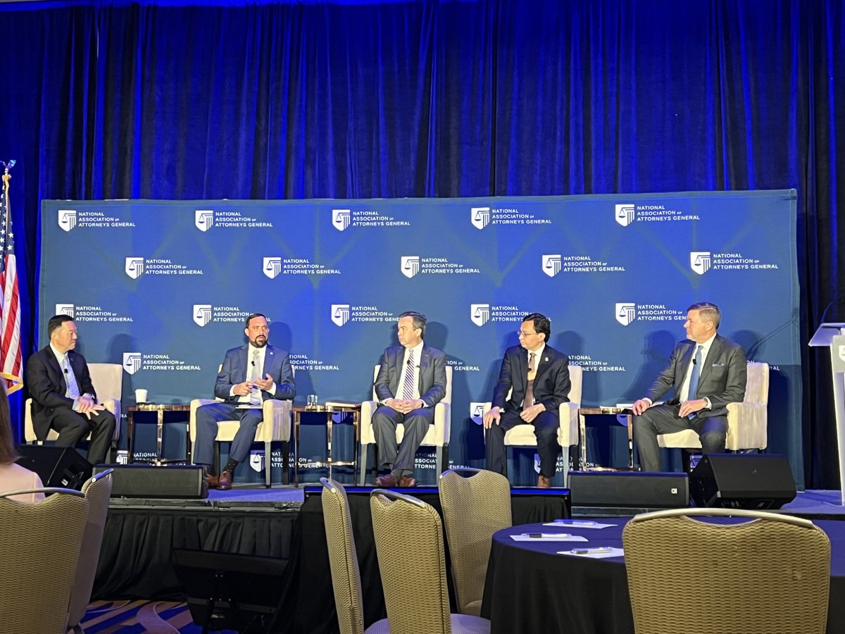 I appreciated the opportunity to moderate “Tales of Two Sovereigns: Building Relationships Between Tribes and State Attorneys General” today at the Attorneys General Spring Symposium. The group of excellent panelists included @ChuckHoskin_Jr and Chad Harsha, Cherokee Nation AG.