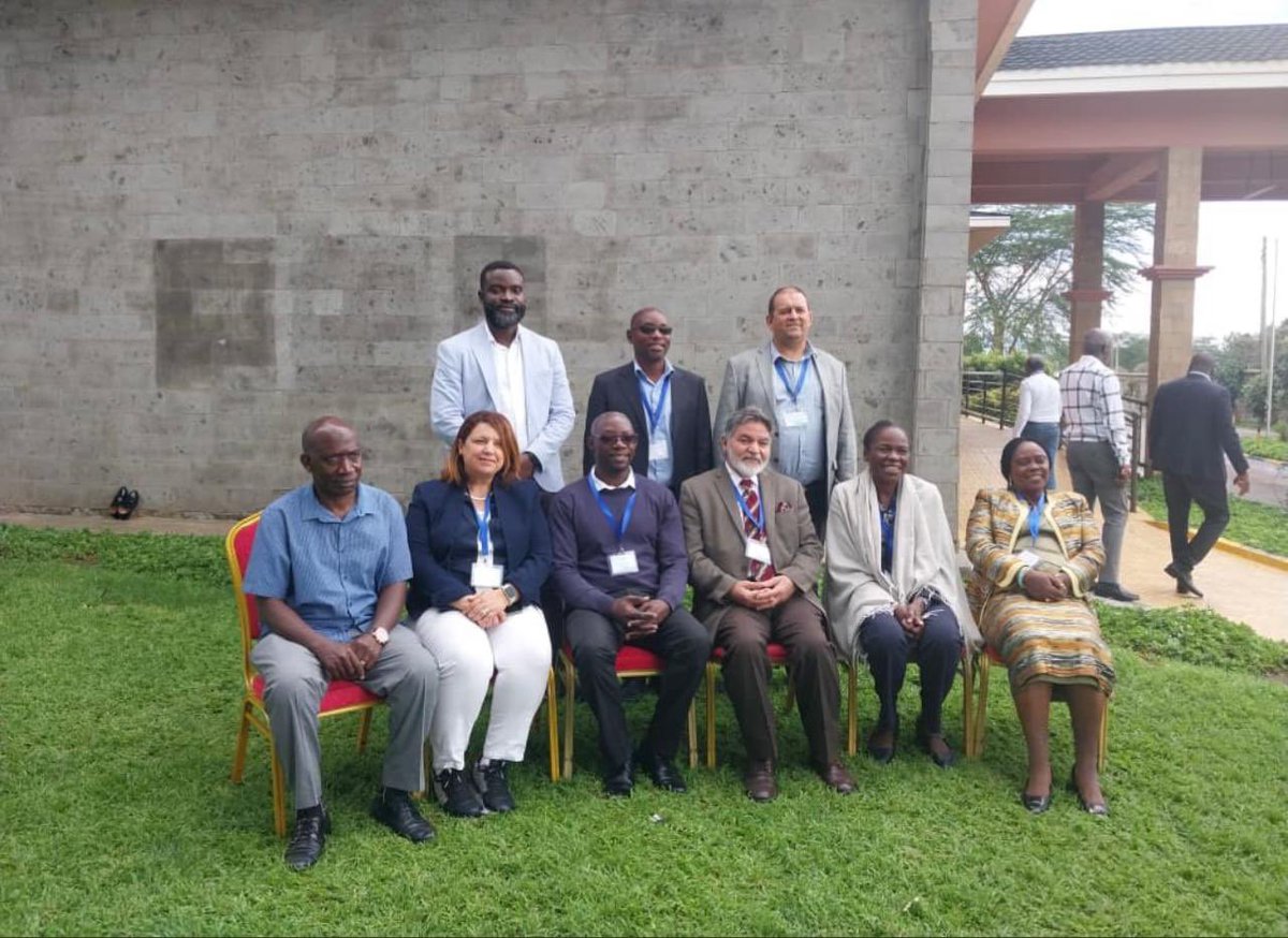 #AnimalHealth experts are convening in Kenya to formulate positions for addressing livestock & aquatic resource challenges to shape African Agenda for @WOAH 91st General Session. These processes ensure Africa's unique perspectives are heard globally.
More: rb.gy/3puv6a