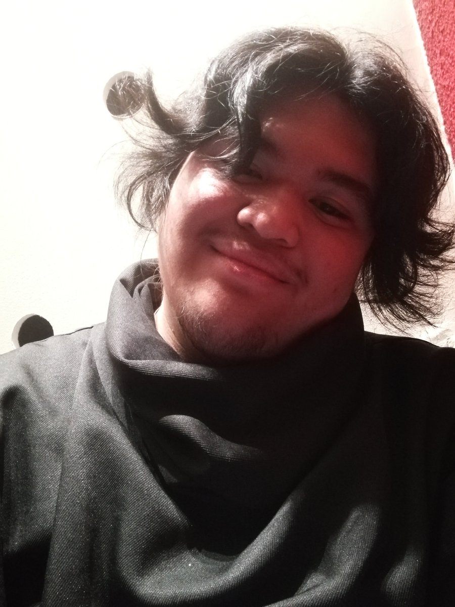 ChrisSureMashes's tweet photo. Habs wieder nicht in die Top 15 geschafft aber ich hatte so immensen fun heute. Super happy für meine Friends dies weitergeschafft haben, die habens sich echt verdient https://t.co/ntGDVWzBRX