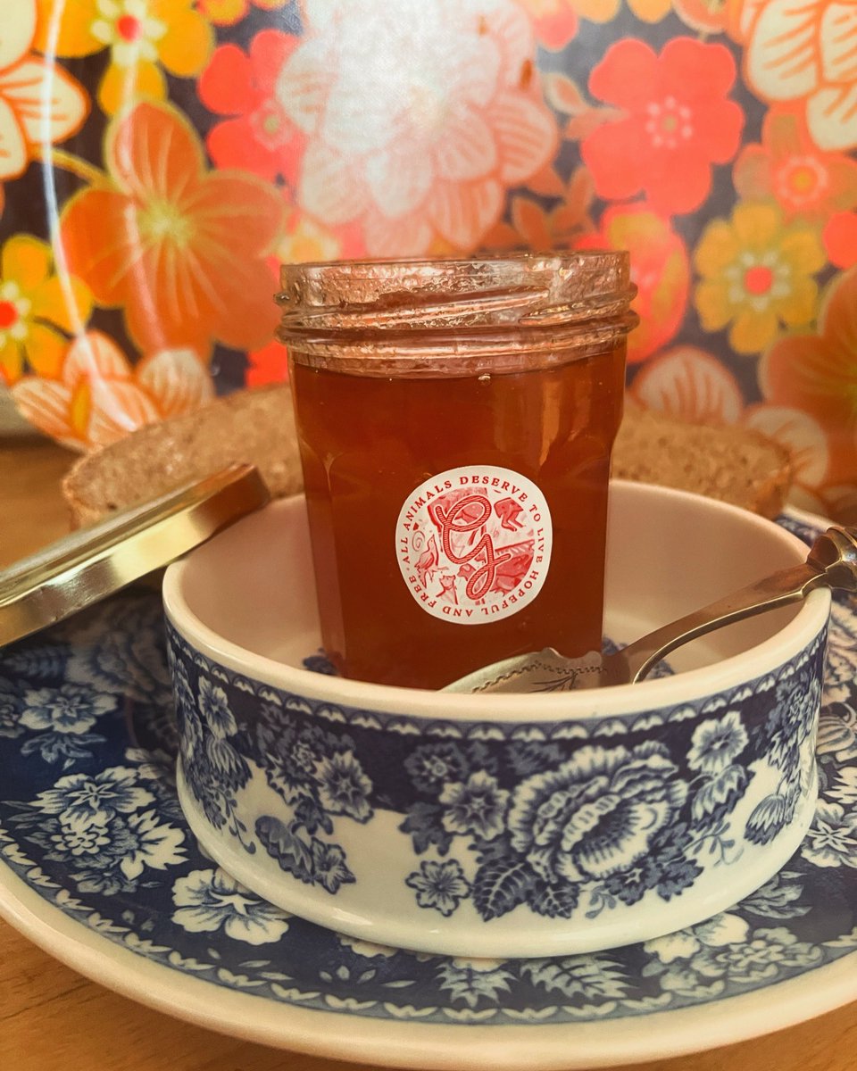 annette wardell (@annettewardell) on Twitter photo *Gifted*
Honestly? I think this might be the best #marmalade I’ve ever tasted. Not too sweet, with a delicate rosemary flavour & zingy slices of orange adding bite & texture. Slathered on #homemade #bread this was a little taste of heaven! Huge Thanks Alexis <a href="/GauthierSoho/">Alexis Gauthier</a> #vegan *Gifted*
Honestly? I think this might be the best #marmalade I’ve ever tasted. Not too sweet, with a delicate rosemary flavour & zingy slices of orange adding bite & texture. Slathered on #homemade #bread this was a little taste of heaven! Huge Thanks Alexis <a href="/GauthierSoho/">Alexis Gauthier</a> #vegan