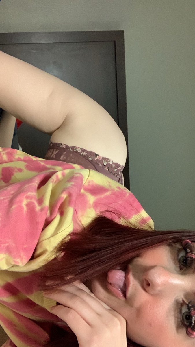 DROPBOX SALEE 💦
-reg dropboxes $10 each 
-mega dropboxes $15 each
-b/g dropbox $20 

ALL 10 DROPBOXES ONLY $60 💦👅😈