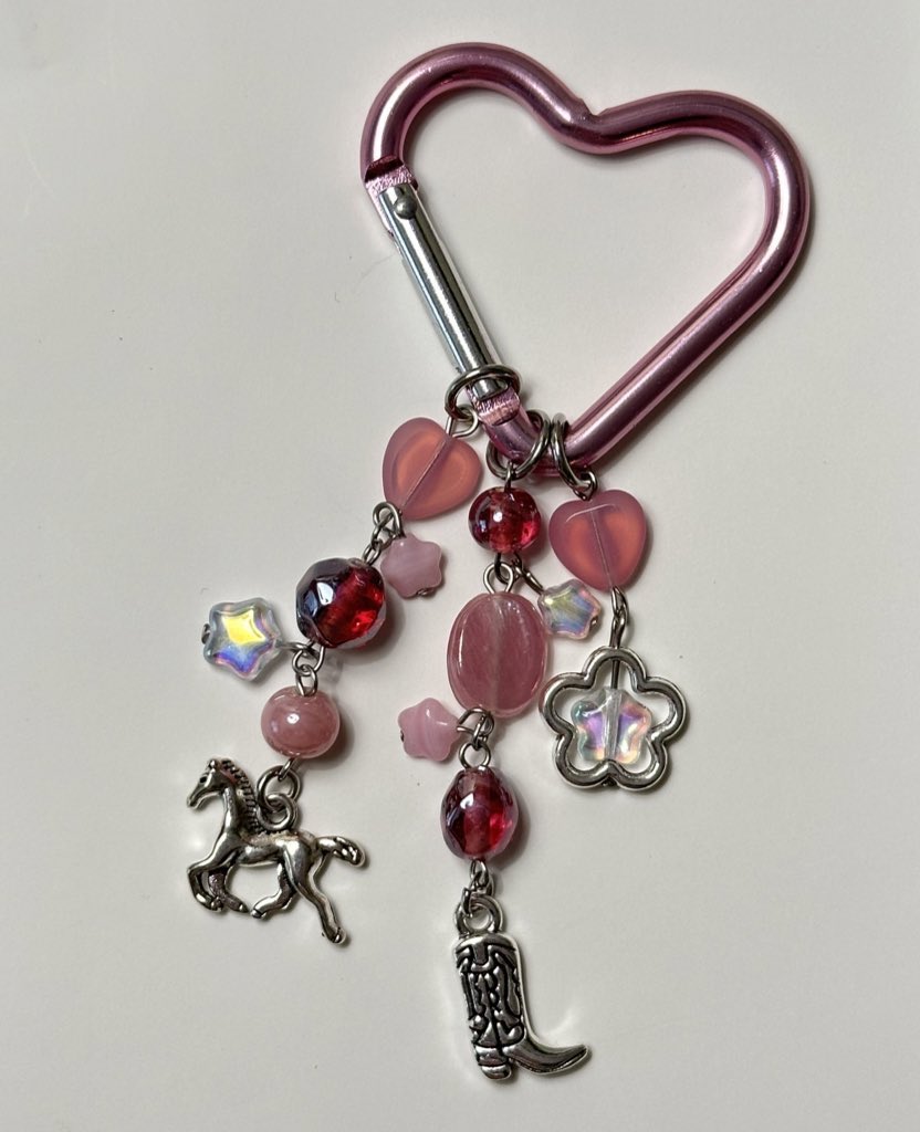 braceletladyy's tweet photo. thread of pieces that will be available in my upcoming drop!! 

it's on sunday 5/12 at 3pm pst! 

https://t.co/S1gNDK71Ij https://t.co/i2NFCGHBD3