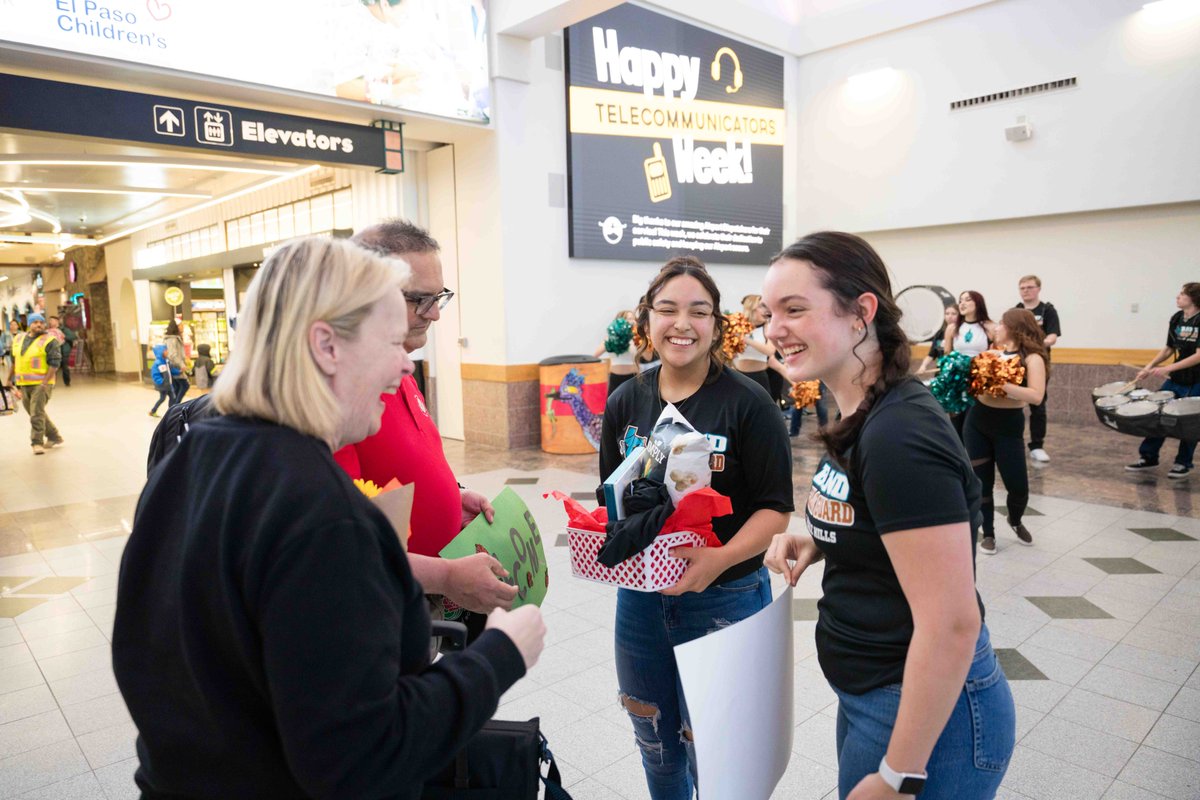 @PHills_HS welcomed @RoseParade President Ed Morales and his wife Lisa Morales to El Paso. Join them at the school's spaghetti dinner fundraiser at 6:30 p.m. April 25 at Pebble Hills HS & help send the band to the Tournament of Roses Parade! Tickets: $12 at the door.