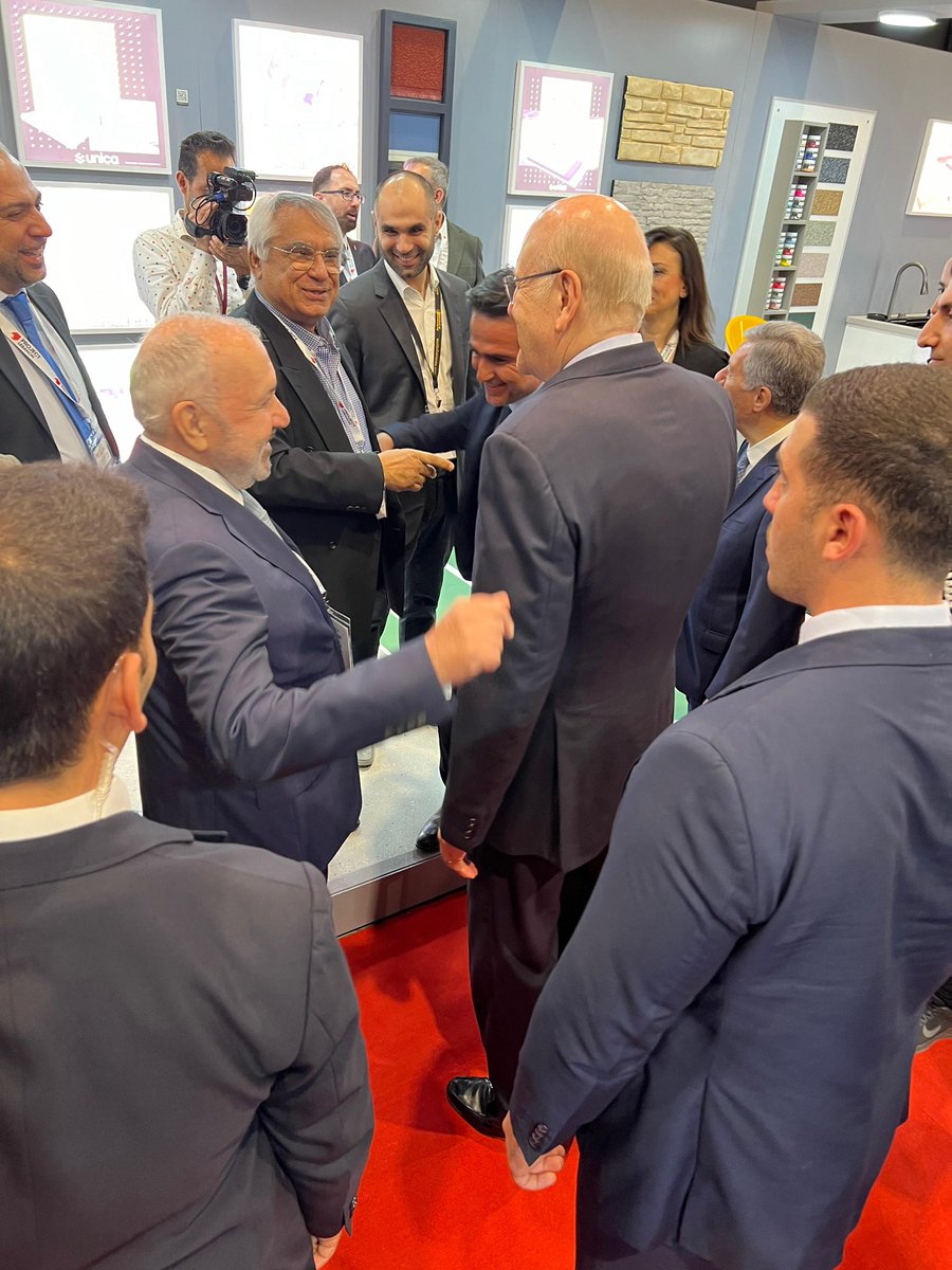 TopCrete tweet media