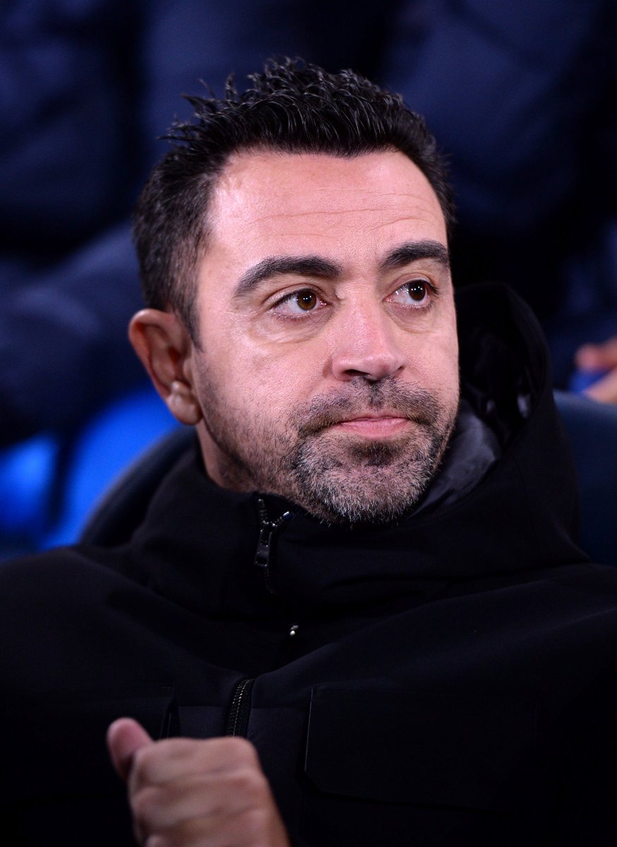 Xavi doit-il rester à la tête du Barça ?