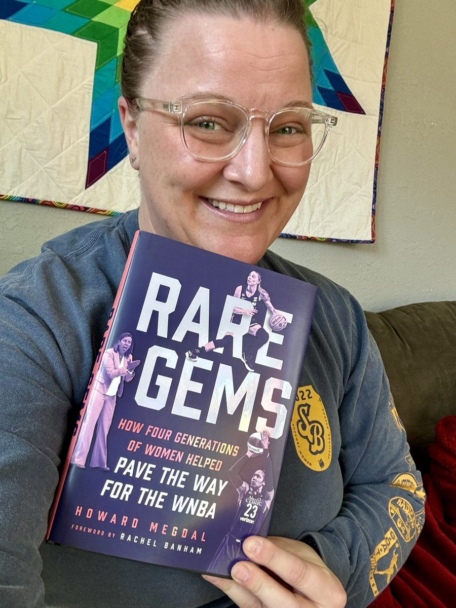 SO excited to receive this copy of @howardmegdal’s new book Rare Gems! 💎💎 I’ve been a fan of Howard’s since the early days of @CherylReeveShow, and I’m hyped he is highlighting the stories of these incredible women who Minnesota loves so much. ❤️ #wnba #WNBATwitter